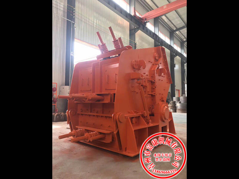 石頭破碎機如何正常操作？青州破碎機廠家告訴您有哪些注意事項